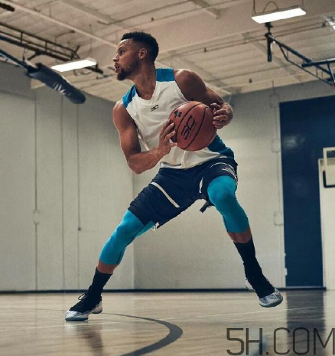 under armour curry 4鞋碼偏小嗎？庫里第四代戰靴尺碼怎么選？