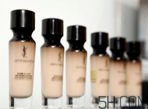ysl女神粉底液怎么樣？ysl女神粉底液和超模粉底液對比