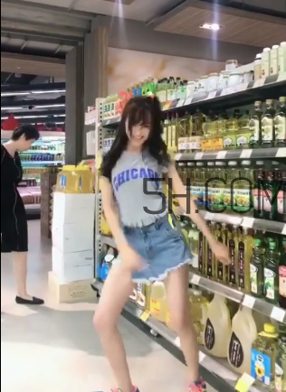 c哩c哩是什么歌？c哩c哩舞蹈教學