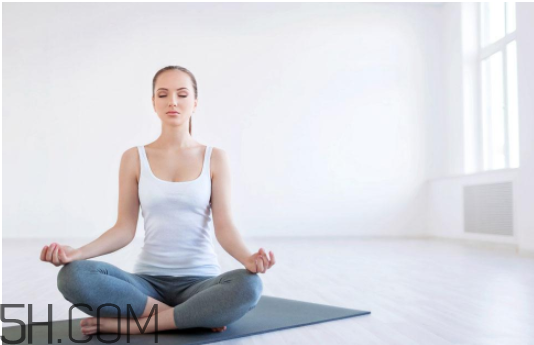 哺乳期什么時(shí)候練瑜伽最好？哺乳期練瑜伽的好處