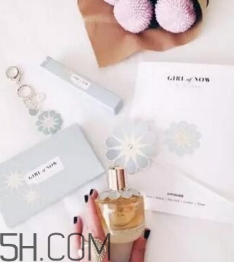 elie saab girl of now香水怎么樣？girl of now香水好聞嗎