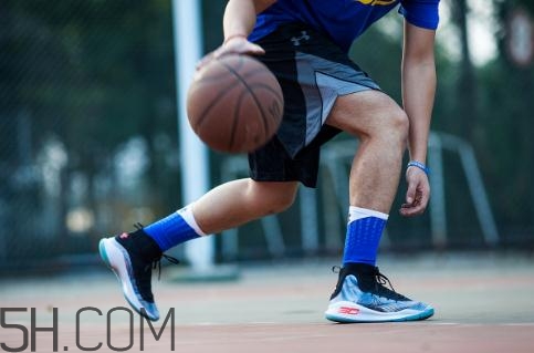 under armour curry 4實戰測評怎么樣？
