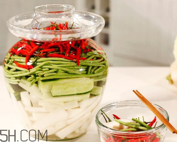 泡菜水太酸了怎么辦？泡菜水發粘液怎么處理