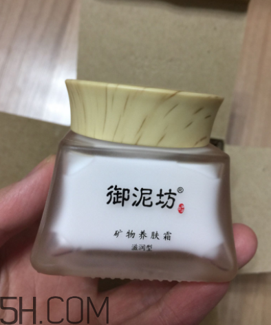 御泥坊礦物養膚霜怎么樣？御泥坊礦物養膚霜好用嗎？