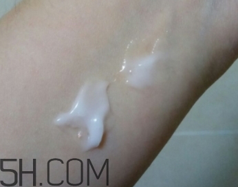 稚優泉凍乳是什么？稚優泉深海精靈保濕凍乳怎么用