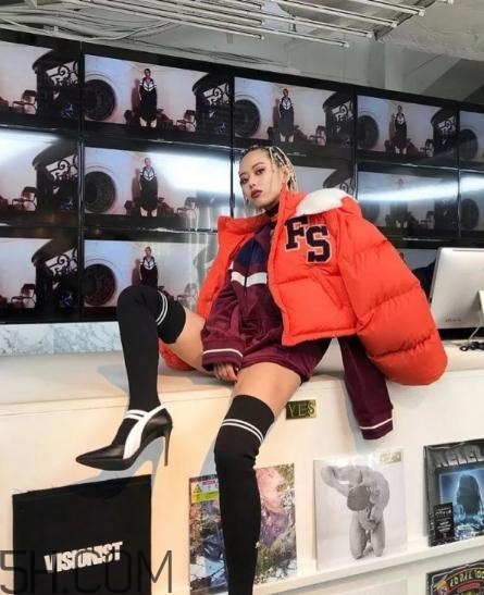羽絨服怎么穿顯瘦？羽絨服怎么搭配不臃腫？