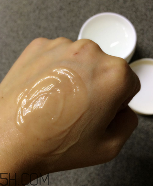 法蘭琳卡粉嫩補水睡眠面膜怎么樣_產品評測