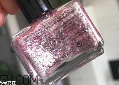 candy moyo和miss candy區(qū)別 膜玉和糖果小姐哪個好？