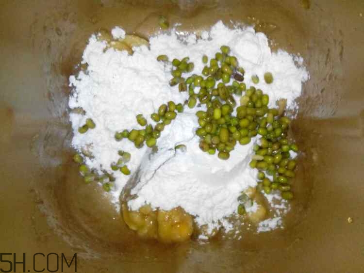 綠豆糕和香蕉能一起吃嗎？吃了綠豆糕還能吃香蕉嗎？