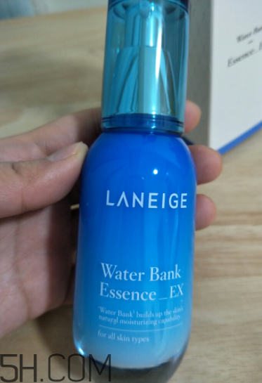 蘭芝補水小藍瓶是乳液嗎？用在哪一步？