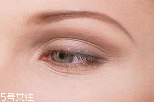 上班族女性如何去除眼角細紋？教你幾個小妙招