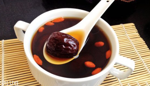 紅糖不能和什么一起吃？紅糖水可以加蜂蜜嗎？