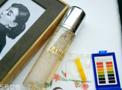海藍(lán)之謎煥膚水適合干皮嗎？海藍(lán)之謎煥膚水產(chǎn)品評測