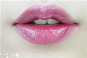 ysl唇釉怎么涂出玻璃唇？打造獨(dú)特唇色