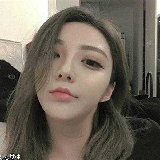 齊肩直發染什么顏色好看？簡單好看的齊肩發扎法