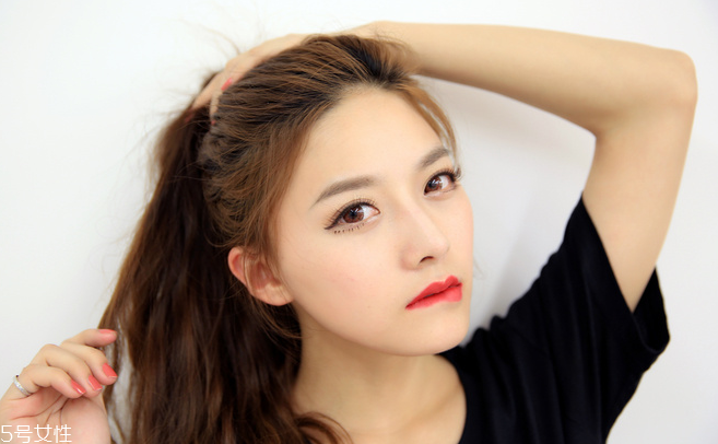 mac口紅哪個系列不干？美妝達人人手一只的口紅