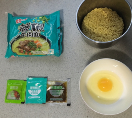 藤嬌牛肉面和藤椒牛肉面哪個(gè)好吃？統(tǒng)一和康師傅的對決