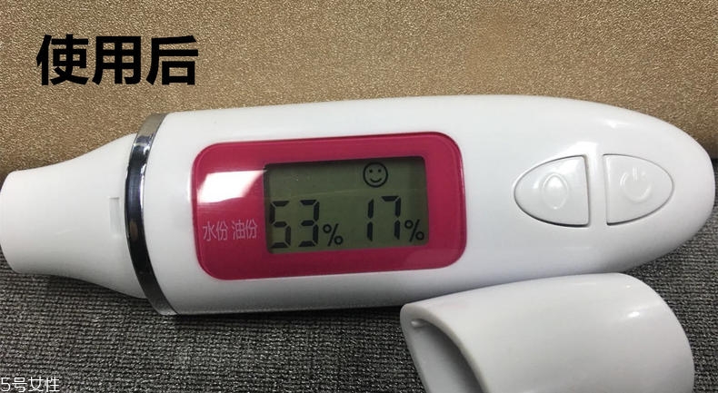 黛珂精致粉霜301和401哪個好 黛珂粉霜401和301區別
