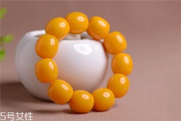 蜜蠟手串怎么盤？蜜蠟手串盤玩技巧