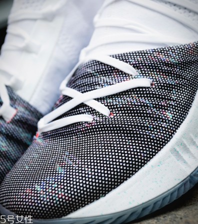 under armour curry 5測評 庫里5代戰靴實戰表現
