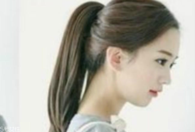 瘦臉齊肩發型圖片女 這個長度干練又溫柔