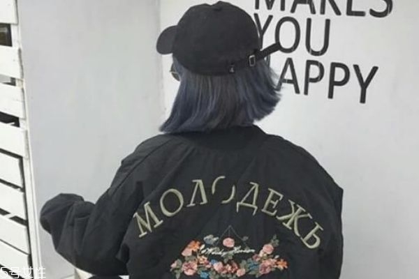 短頭發流行什么顏色 2019短發流行發色