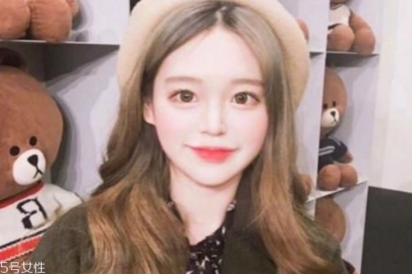 2019顯白洋氣的發色 顯洋氣顯白的頭發顏色