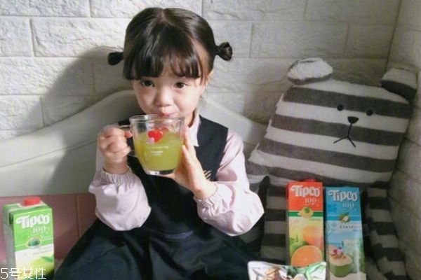 小女孩短發發型 兒童短發發型圖片