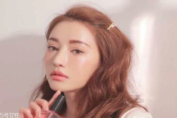 玻尿酸外用有效果嗎 注射玻尿酸和外用玻尿酸區別