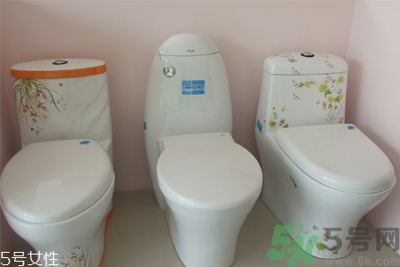 馬桶漏水的原因？馬桶漏水如何修理？