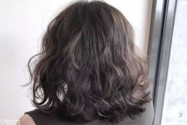 線條燙是什么樣子 線條燙發型圖片