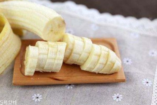 香蕉有什么營養價值呢 吃香蕉有什么好處呢