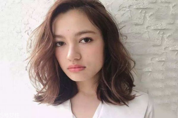 鎖骨發怎么剪好看 今年流行的鎖骨發