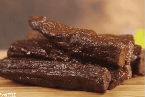 怎么鑒別牛肉干真假 牛肉干的真假區分