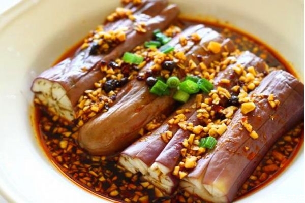 茄子生長環境是怎么樣的呢 茄子主要分布地區是哪里呢