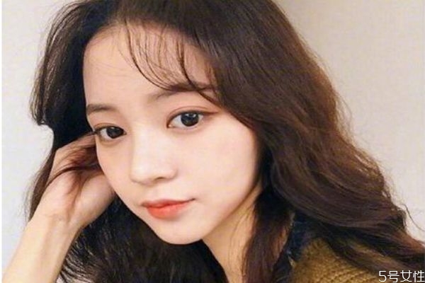 女人什么發型最減齡 弄這些發型才最減齡