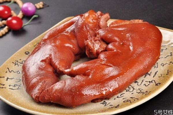 豬蹄的營養價值有什么呢 吃豬蹄有什么好處呢