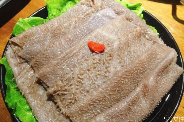 毛肚有什么營養價值呢 吃毛肚有什么好處呢
