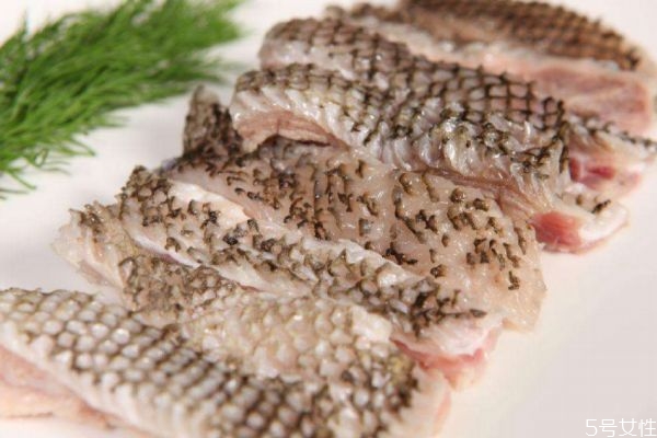 魚皮可以吃嗎 魚皮有什么營養價值呢