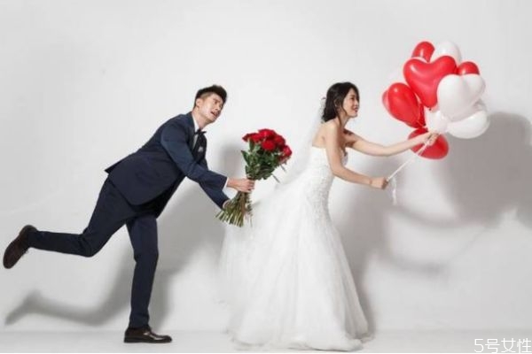 男方迎親的十二樣禮是什么 結婚十二禮分別是什么