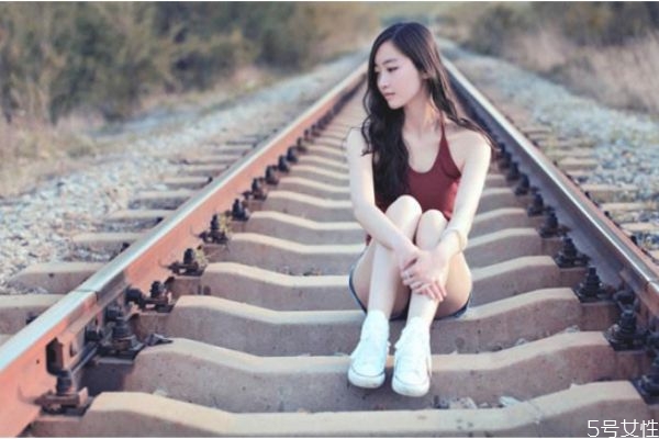 男人出軌后女人錯(cuò)誤的處理方式 對付老公出軌最恨招