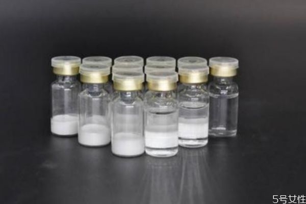 凍干粉爆痘還要繼續用嗎 凍干粉用完爆痘正常嗎