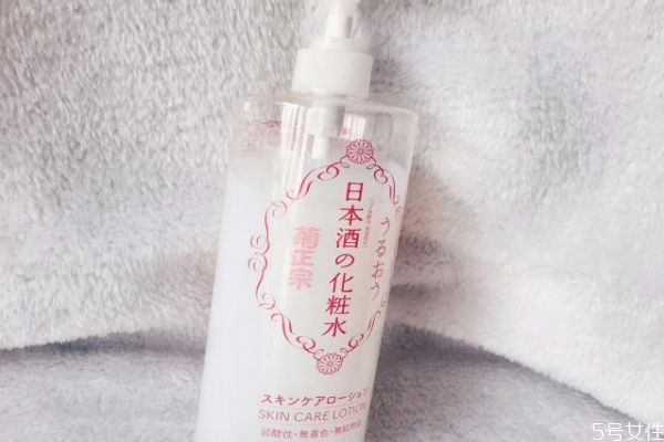 菊正宗清酒化妝水好用嗎 菊正宗清酒化妝水適合什么膚質