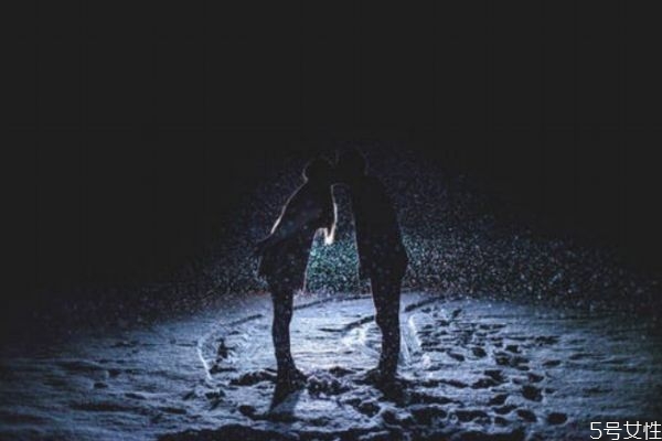 離婚后如何挽回前妻 想和前妻復婚怎么聊天