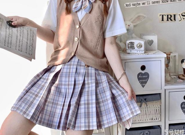 jk制服怎么發貨這么慢 為什么jk制服都有名字