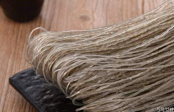 紅薯粉煮火鍋需要先泡發嗎 紅薯粉要泡一下才能吃嗎