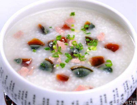 皮蛋瘦肉粥是發物嗎 手術后可以吃皮蛋瘦肉粥嗎