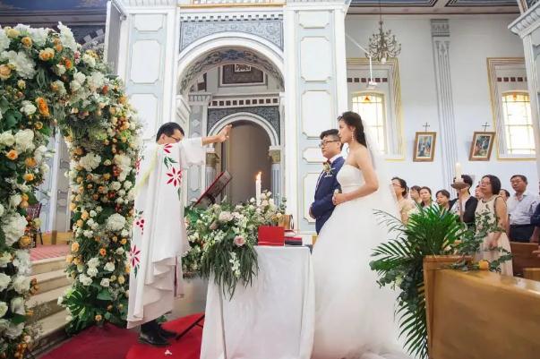 結(jié)婚伴娘會(huì)收到錢(qián)嗎 做伴娘要給份子錢(qián)嗎