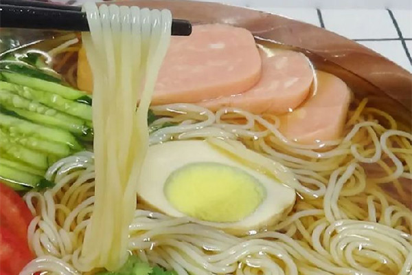 冷面有點發霉還能吃嗎 冷面怎么保存