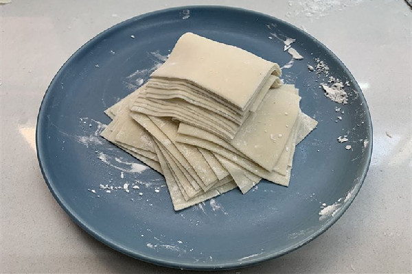 餛飩皮有堿和無堿的區別 餛飩皮加堿有什么用